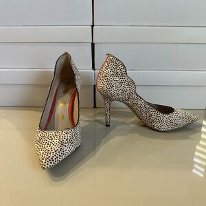 Boden pointed toe pumps speckled print calf animal texture size 6